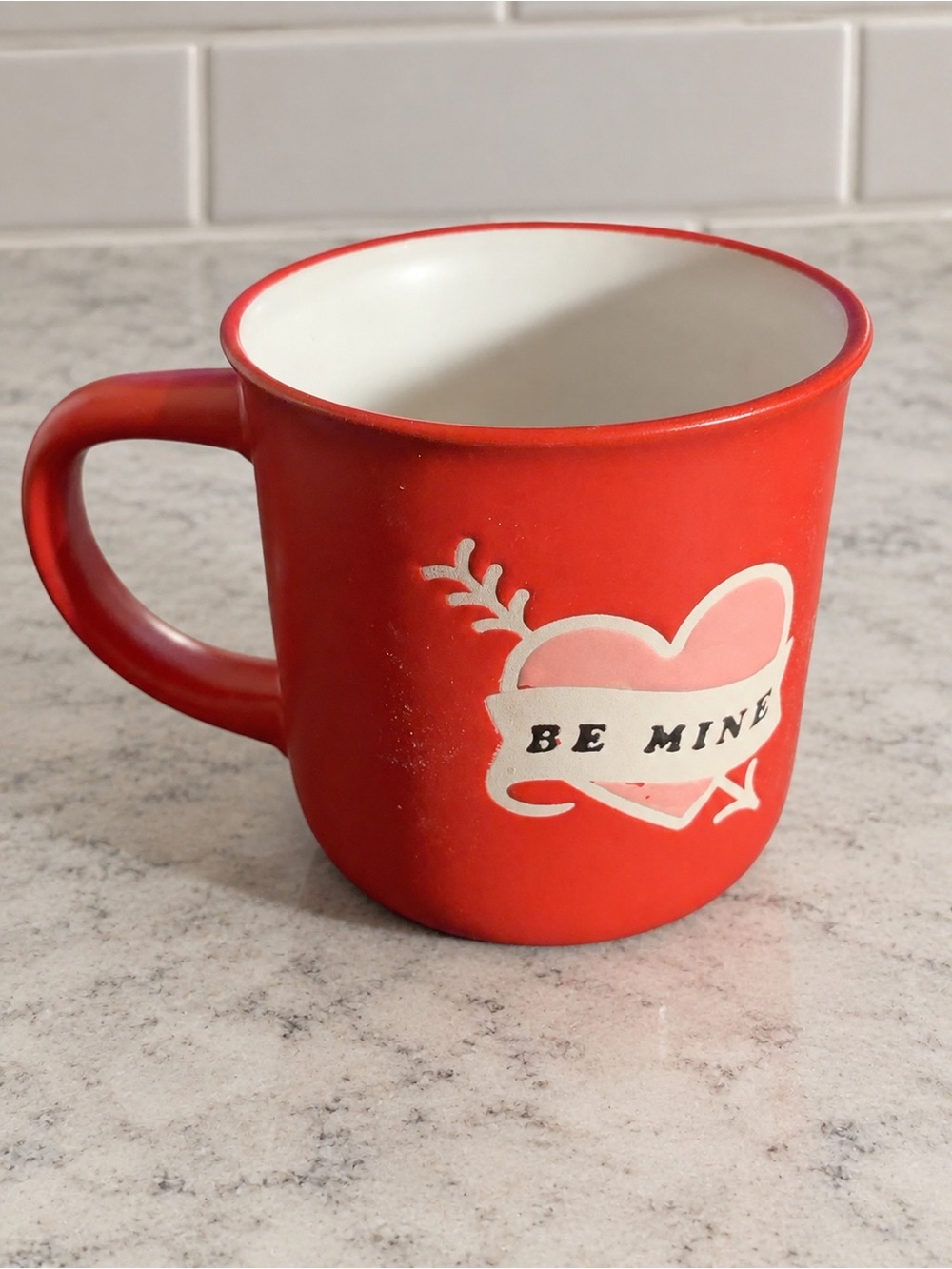 Boston Warehouse Leaf & Bean Be Mine Red Heart Stoneware Mug Valentine